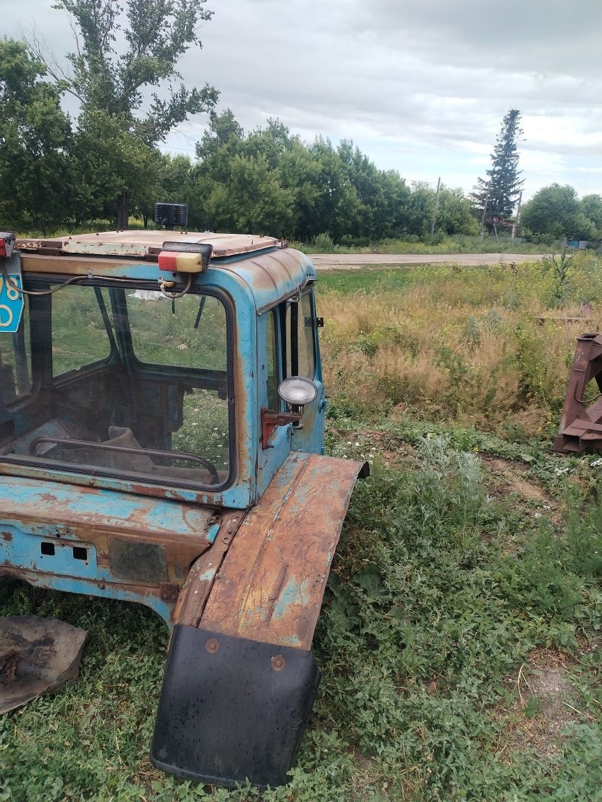Продам кабину  мтз