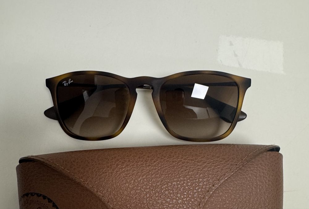 Слънчеви очила Ray-Ban - Chris RB4187 856/13
