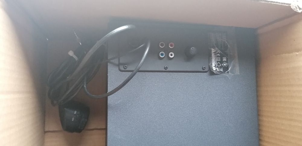 Logitech Z333 80W 2.1  буфер с тонколони