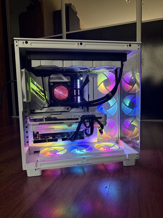 Мощен компютър/ I9 13900K/Водно/64GB/RTX 3090 24GB/2TB SSD