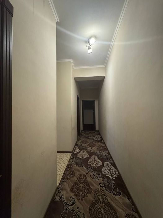 5 mik Somiy tomonda 2 xonalik uy sotiladi