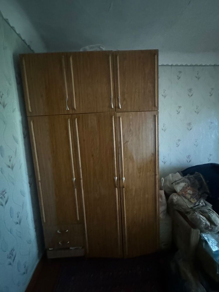 Диван и шкаф срочно