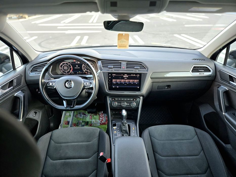 Vând tiguan  4 motion