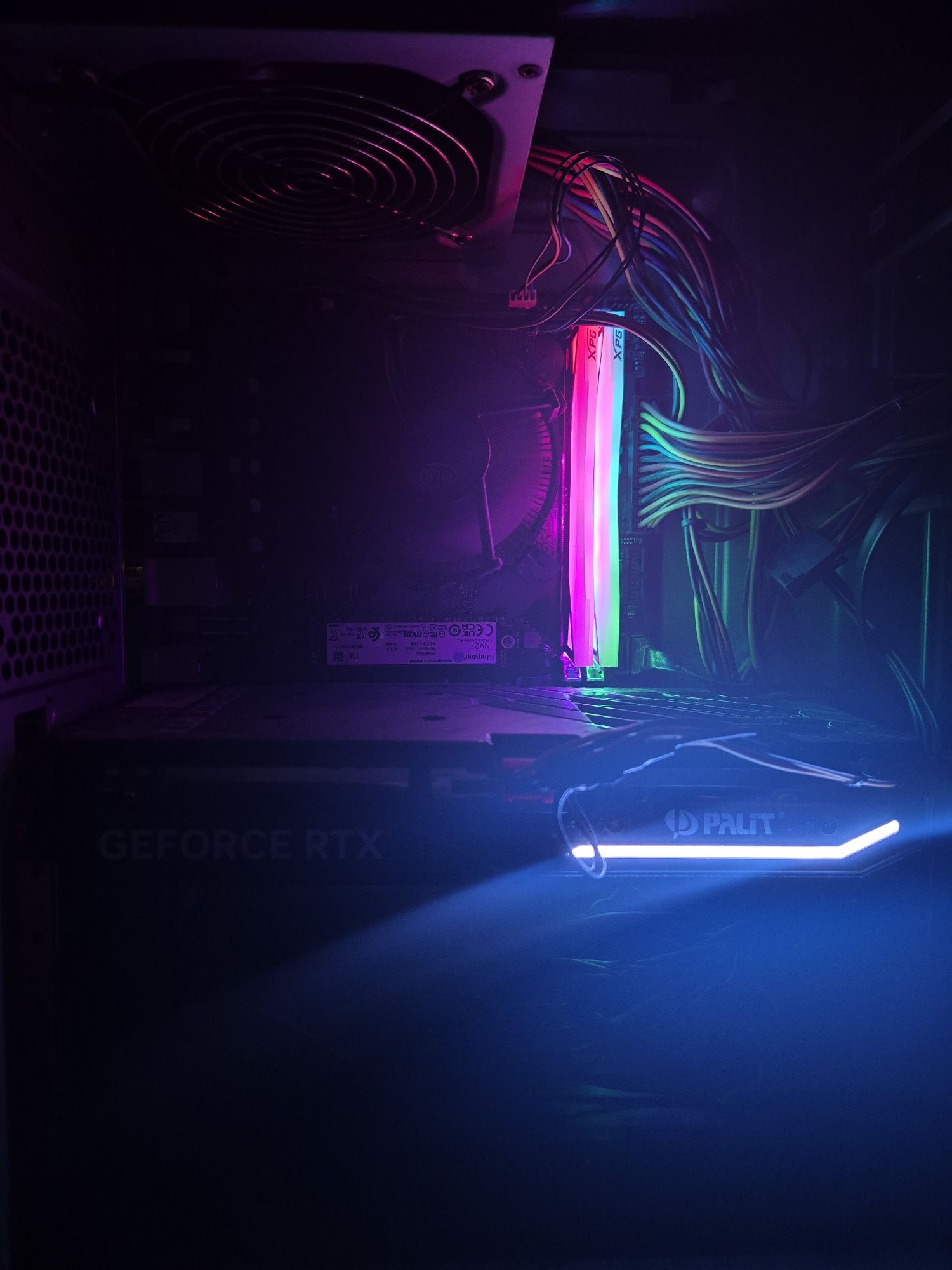 !!СПЕШНО!! GAMING компютър с Rtx 4060 и I5 11400f