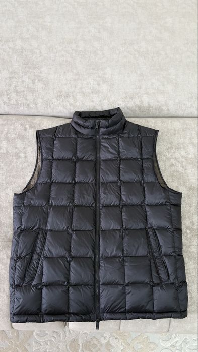 Продам мужские жилетки