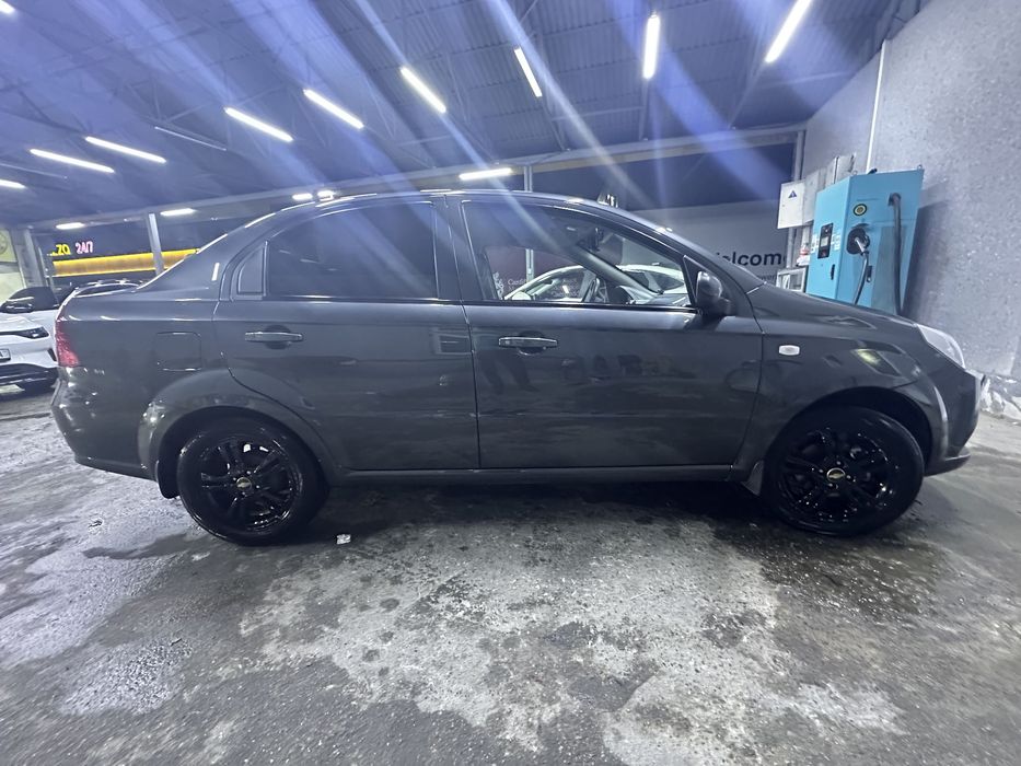 nexia 3 mokriy asfalt