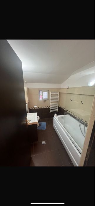 Vand urgent cada completa , cu sticla batanta inclusa