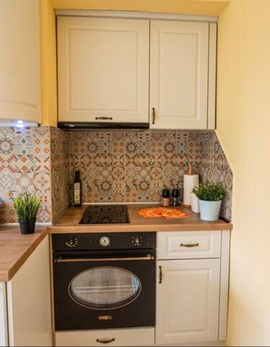 Дава се под наем Двустаен апартамент в Варна, Гръцка махала - 50 кв.м за 500 € - Снимка #2