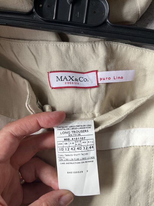 Pantaloni Max&Co din in