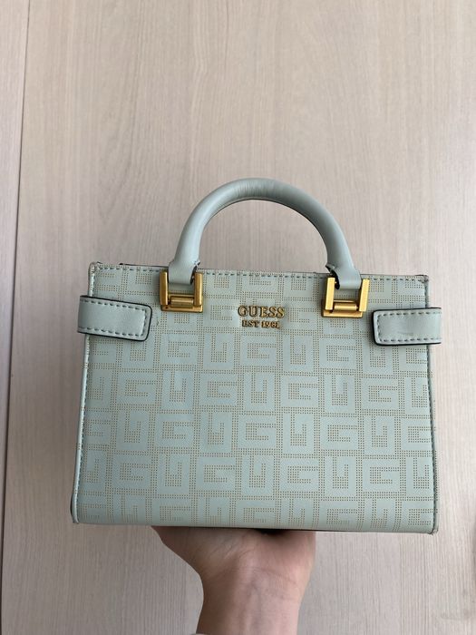 Guess сумка-тоут оригинал