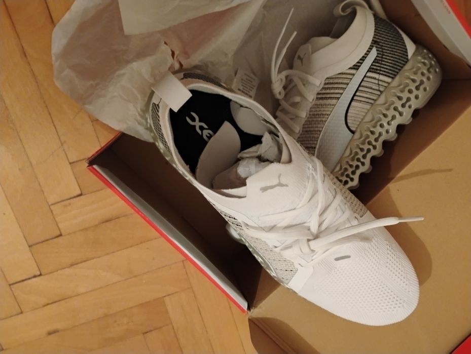 Мъжки маратонки Puma Calibrate White/Grey
195 лв
