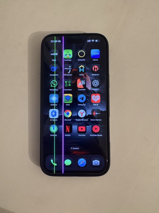 iPhone 16 pro max display