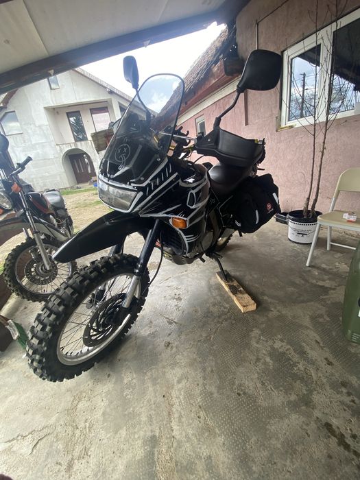 Aprilia pegaso 650 /schimb sau vand