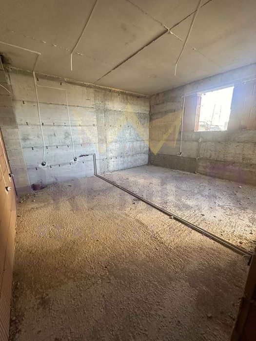 Продава се Двустаен апартамент в Варна, м-т Пчелина - 55 кв.м за 1091 €/кв.м - Снимка #4