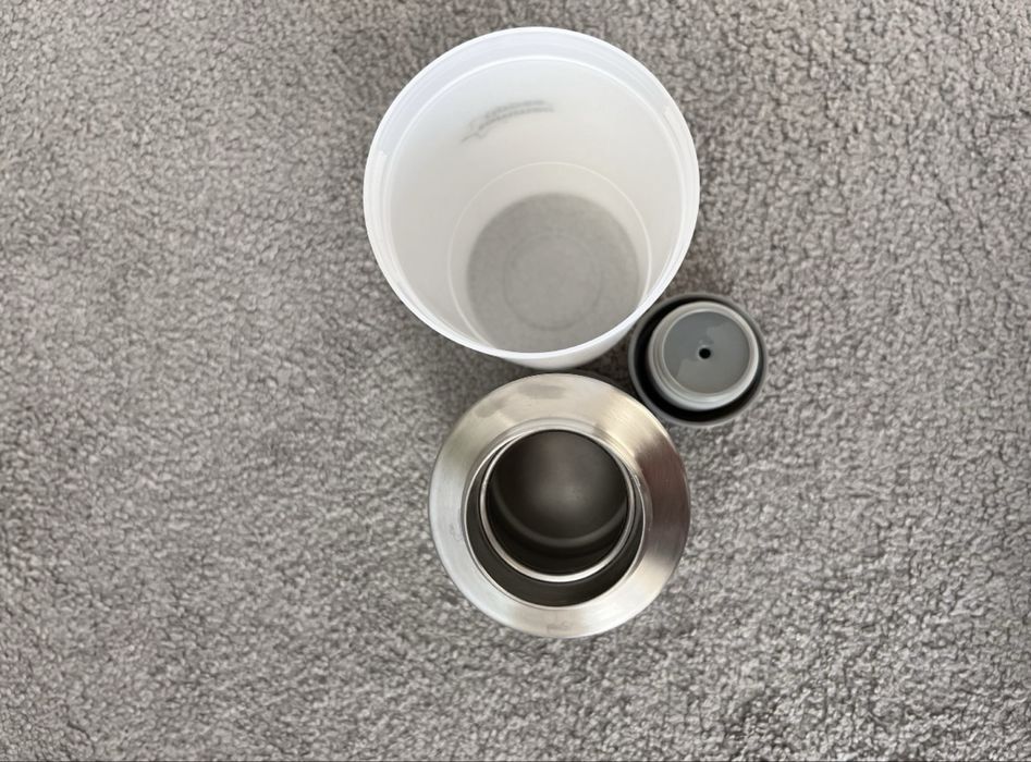 Incalzitor si termos portabil nefolosit