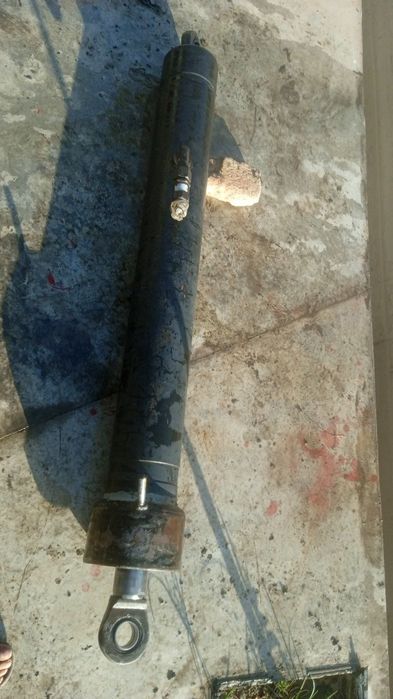 Цилиндр сотилади холати Зур