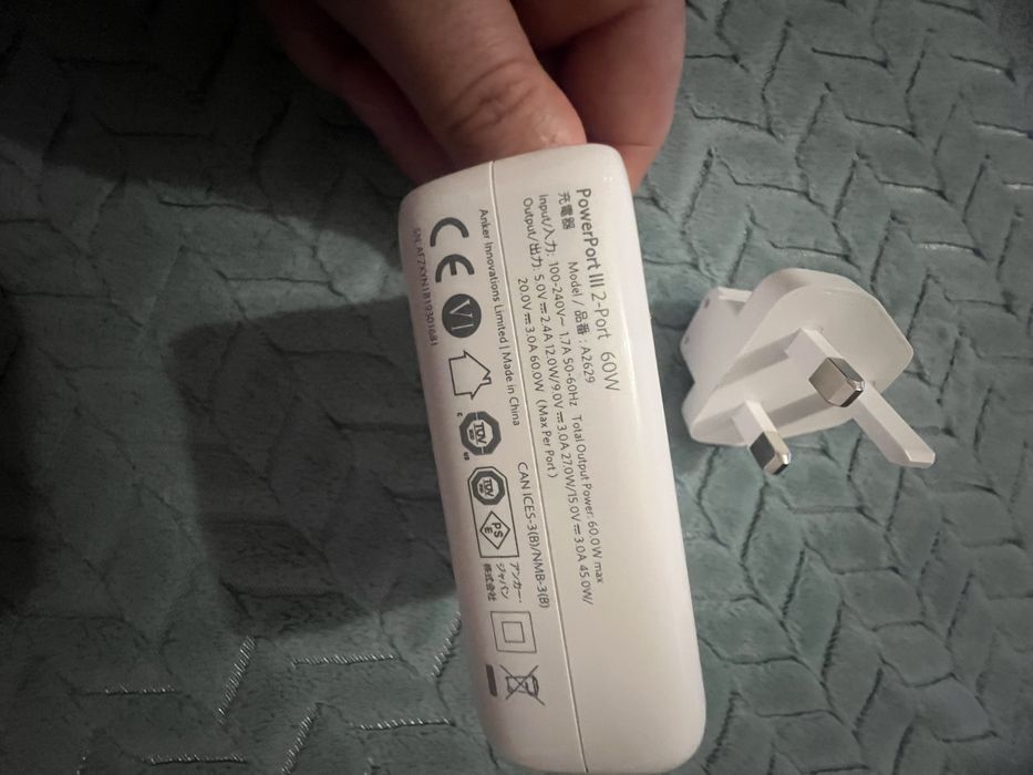 Vând Încărcător Anker 60W