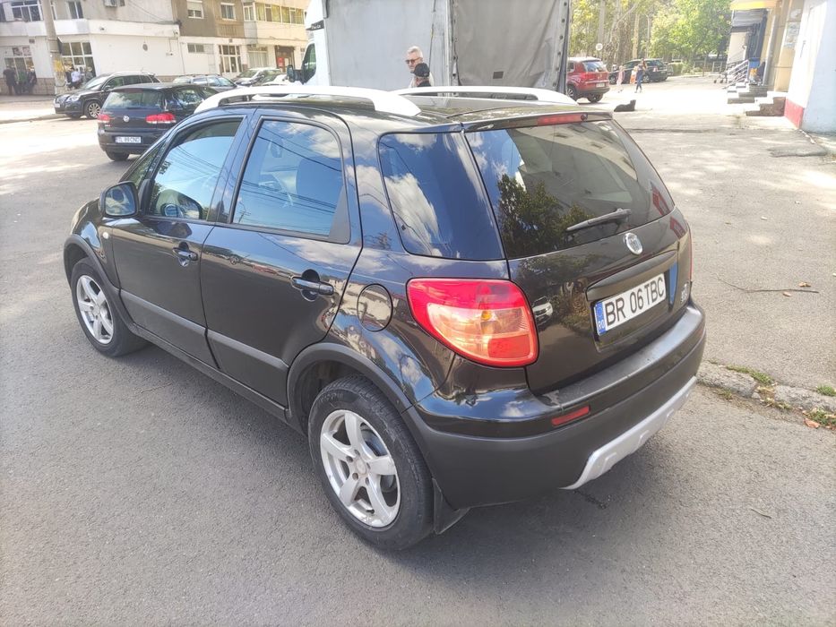 Fiat sedici 16 benzina +gpl