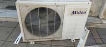 Климатик MIDEA 12BTU/ 12-ка, работещ