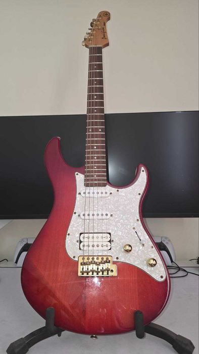 Yamaha Pacifica 312S
