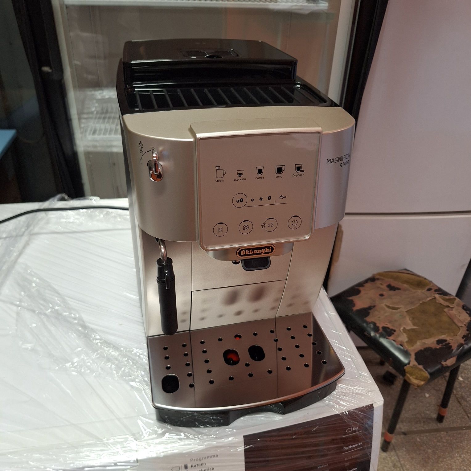 Delonghi magnifica Start - гаранция 6 месеца + доставка за София
