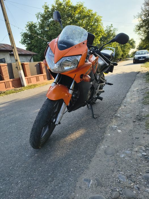 Vand sau Schimb cu cross Honda Cbr 125