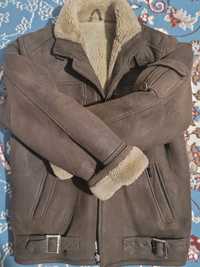 Продам куртку Дубленка от SHENGJIN цена 10000тг скидка