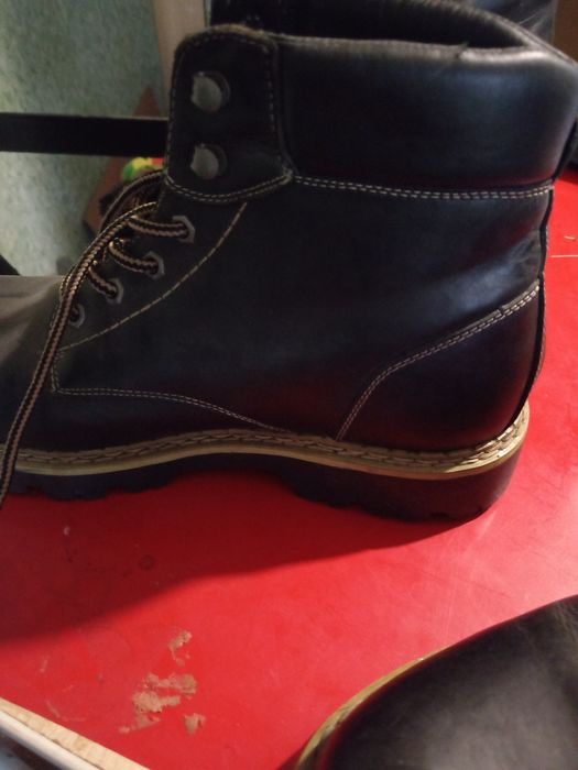 Vând ghete docker s nr 46