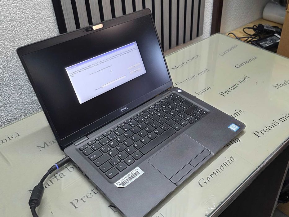 Laptop core i5 gen 8 - Dell Latitude 5330 - functional dar parola bios