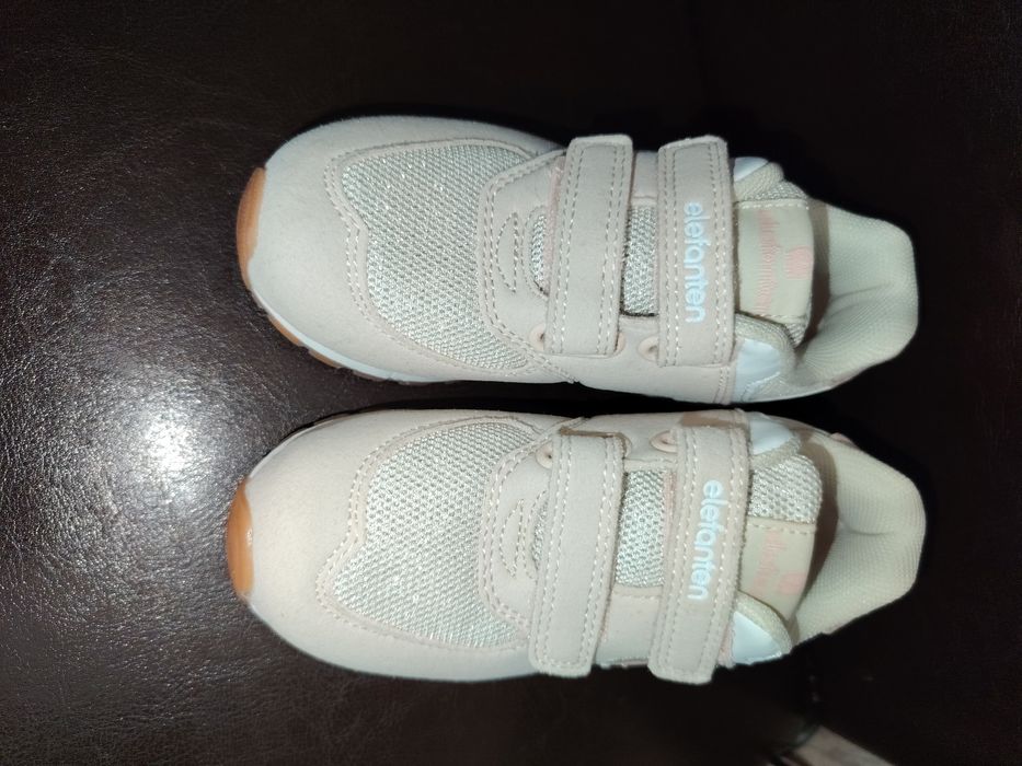 Adidași Nr 25 preturi diferite