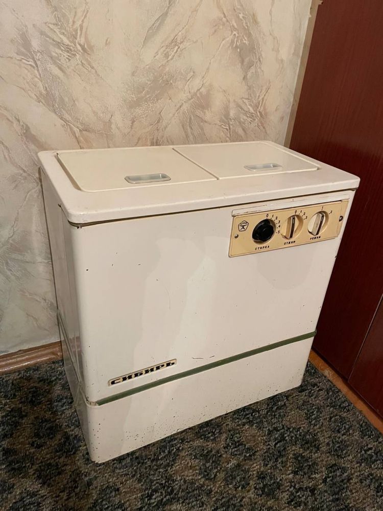 Рабочая стиральная машинка