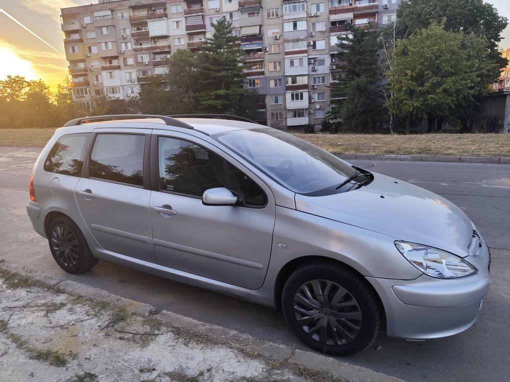 Продавам Пежо 307/дизел -