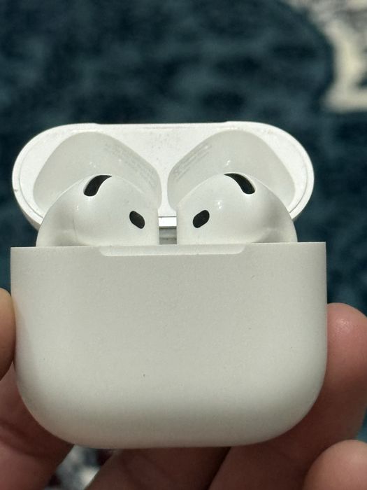 Airpods 4 ANC с шумоподавлением