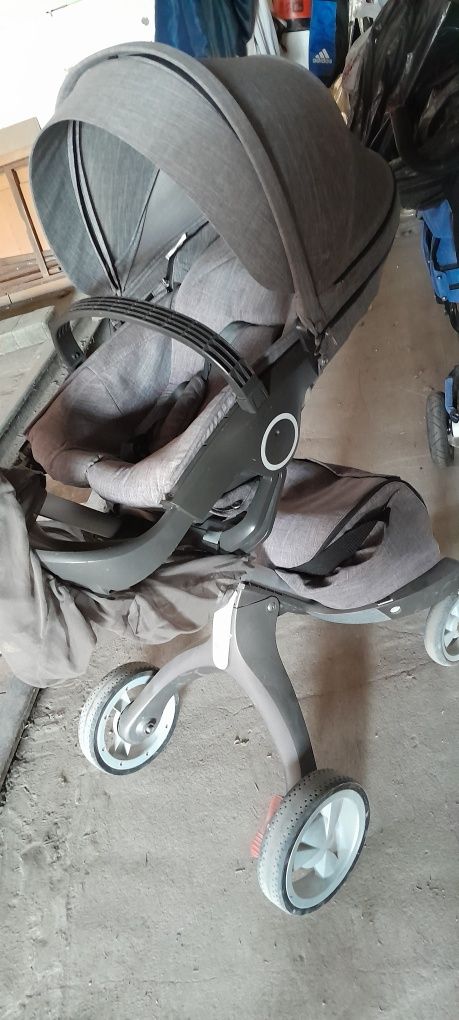 Детская коляска stokke