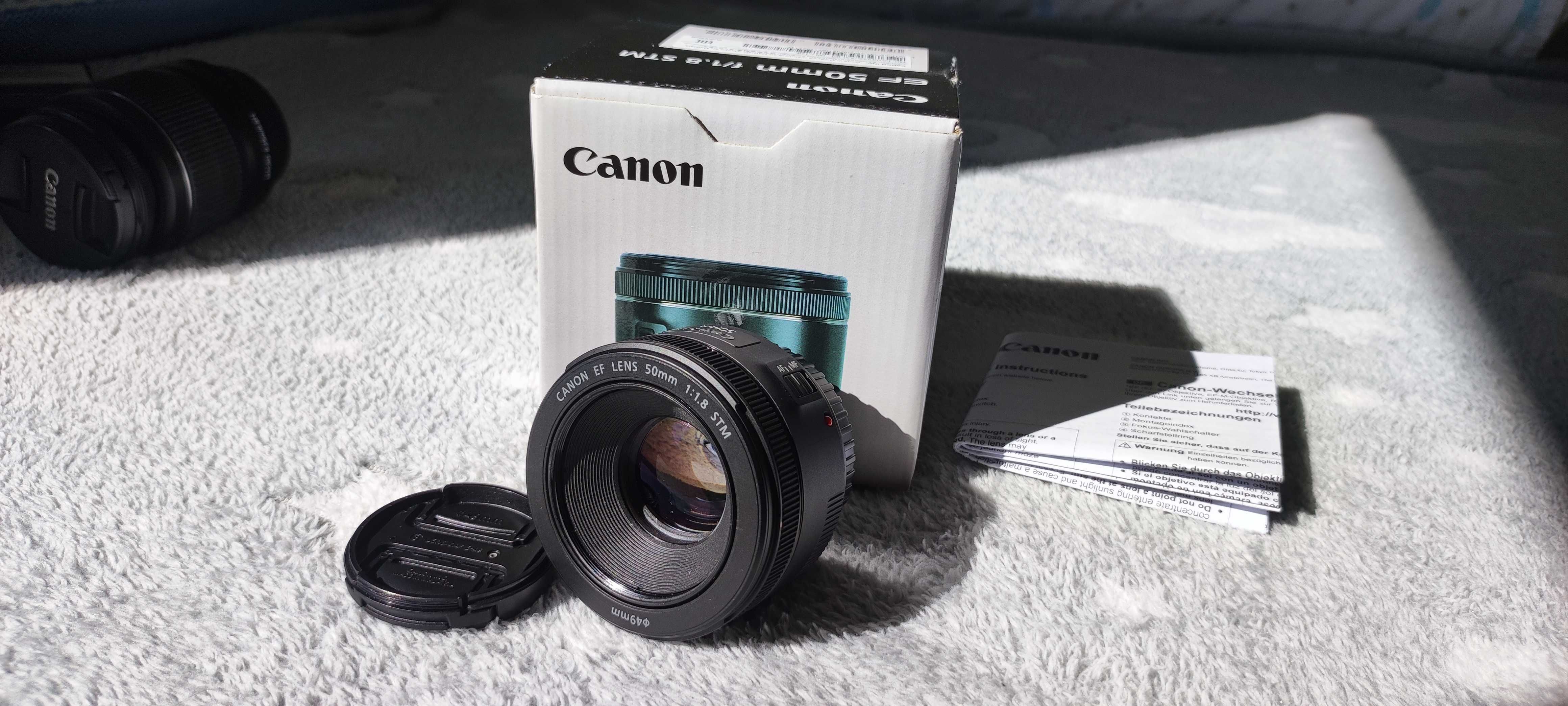 Продавам Canon 600D с два обектива и бонус аксесоари