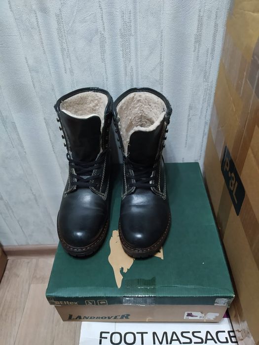 Продаю женские сапоги производство Германия