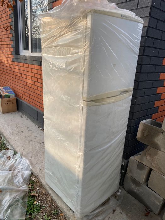 Холодильник б/у, рабочий