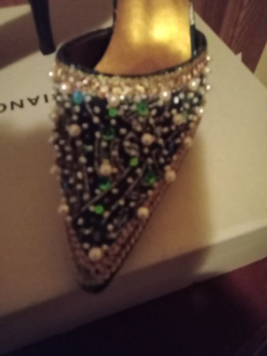 Pantof Lux cu Perle si Paiete Marime 37