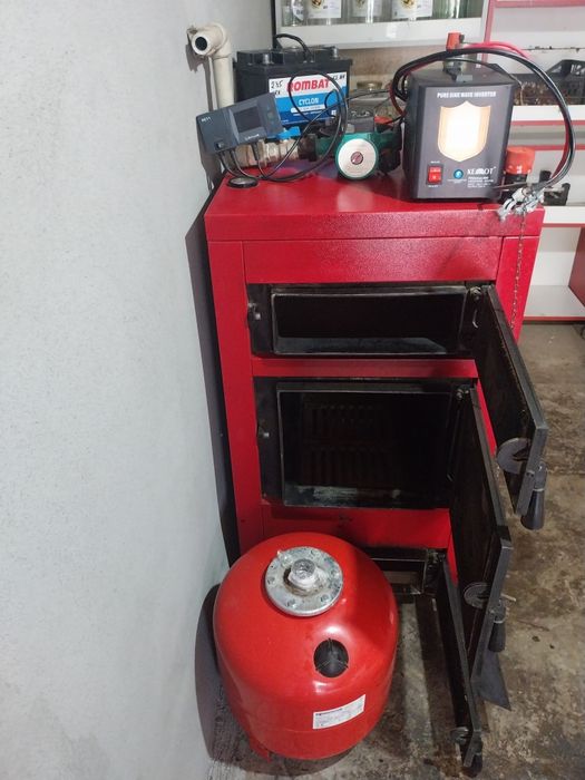Centrală termică pe lemne 35 KW.
