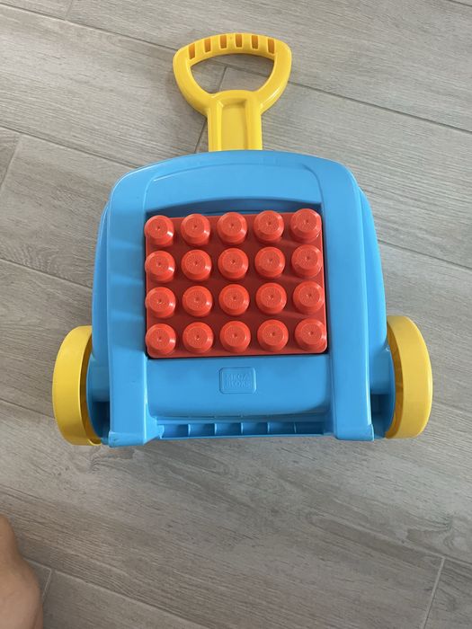 Куфар с конструктор