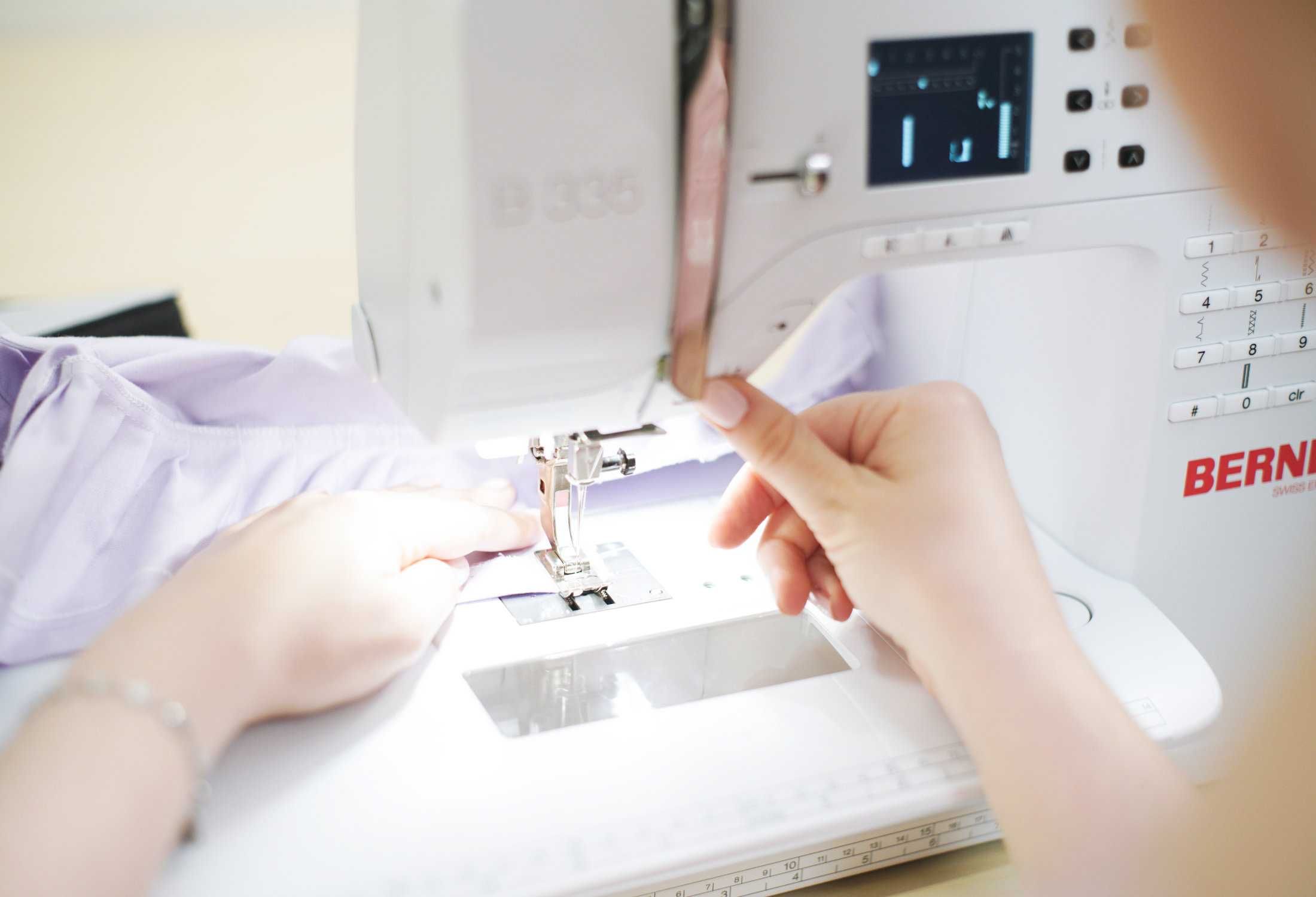 Швейная машина BERNINA 335