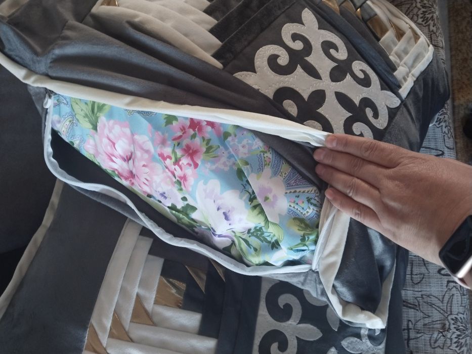 Продам көрпе, жастық