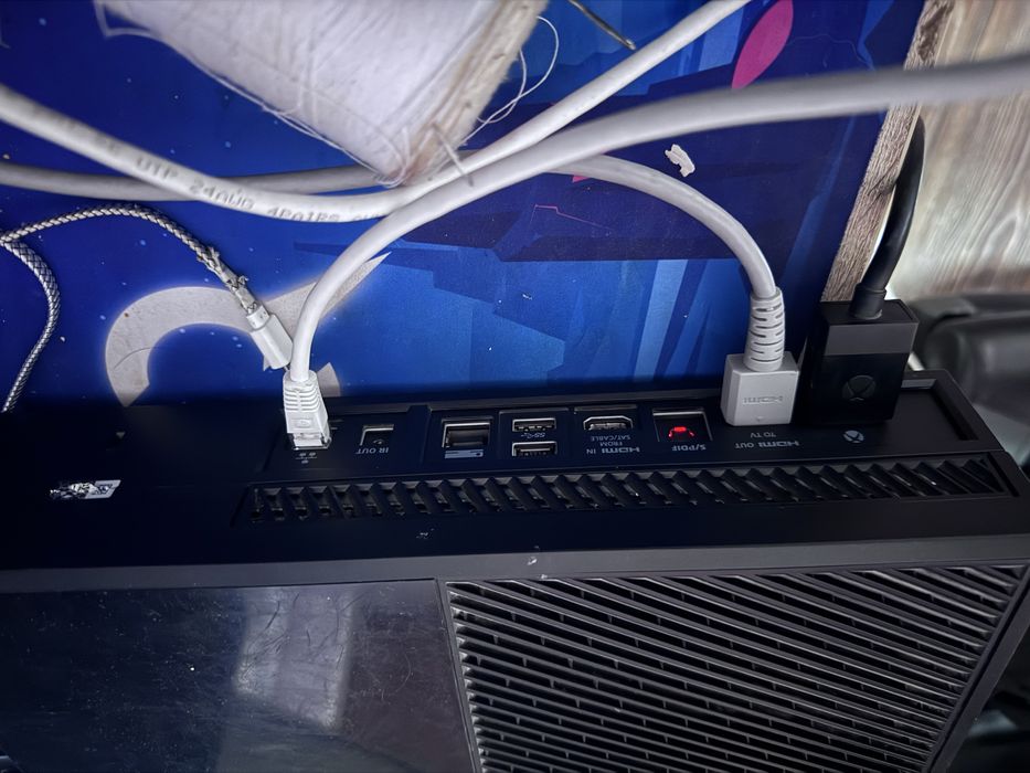 Xbox one 500 gb perfect functional un controller