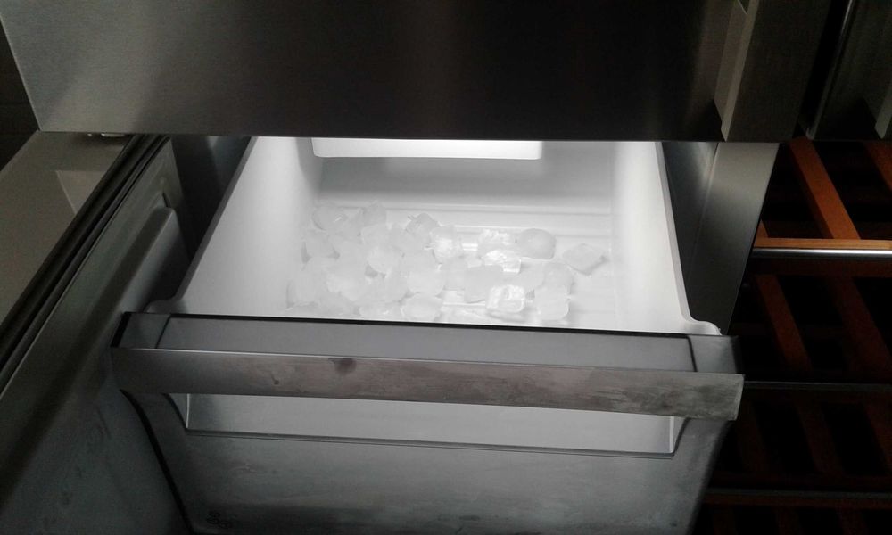 комбиниран хладилник Grundig вино