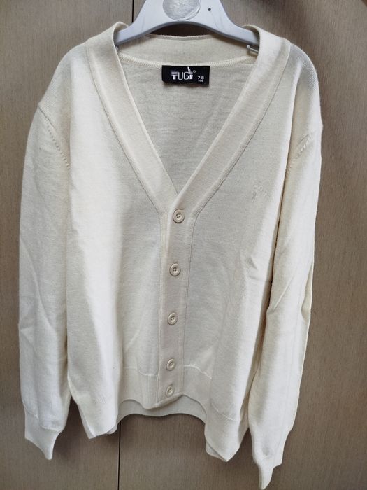 Продам детскую одежду для девочек.