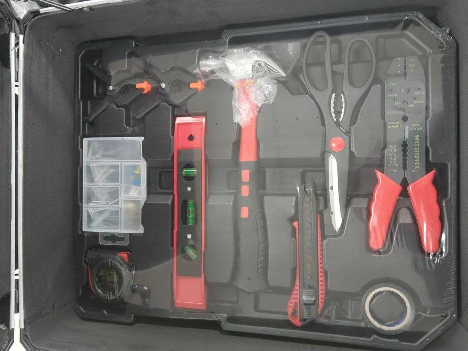 Продается набор Инструментов