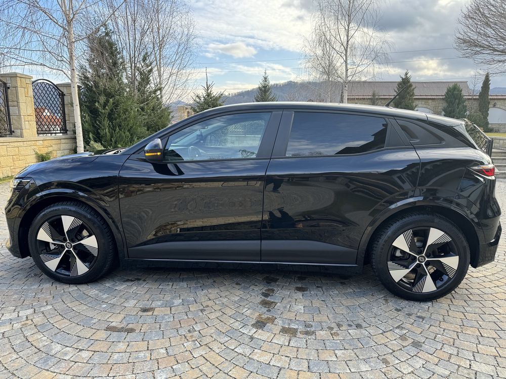 Renault Megane E-Tech 60 Kwh supercharge