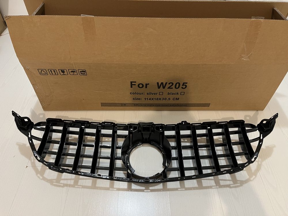 Grila Compatibila Mercedes C-Class w205 2018-2020 Negru Lucios