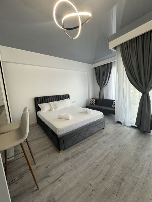Studio Eforie Nord pe faleza de inchiriat pentru extra sezon