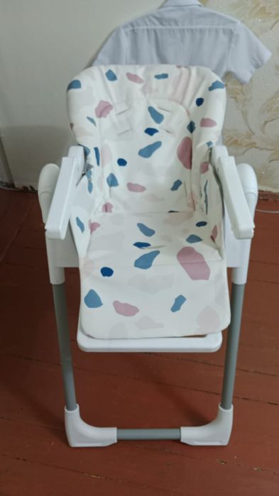 Продам детский стульчик для кормления цена 15000